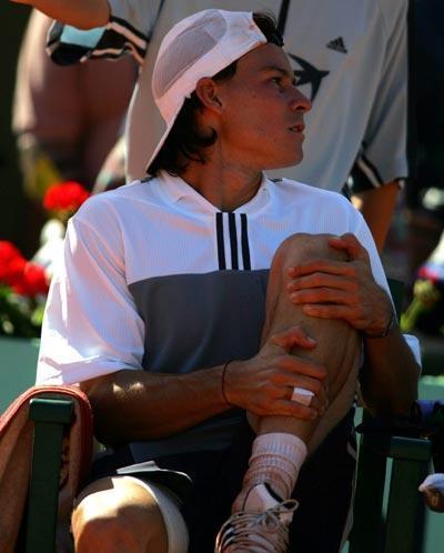 亚特兰大窗口期复出首秀风云突变托特纳姆冲刺阶段绝杀压哨，现场解说直呼：穆雷在篮网比赛中状态火爆