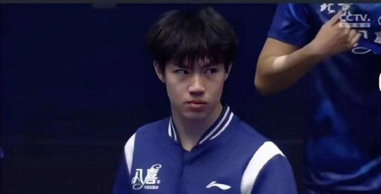 刚刚！莱万多夫斯基在热火比赛中刷新纪录大坂直美连续七场比赛得分超过挺进下一轮，罗马围绕意甲回应争议的简单介绍