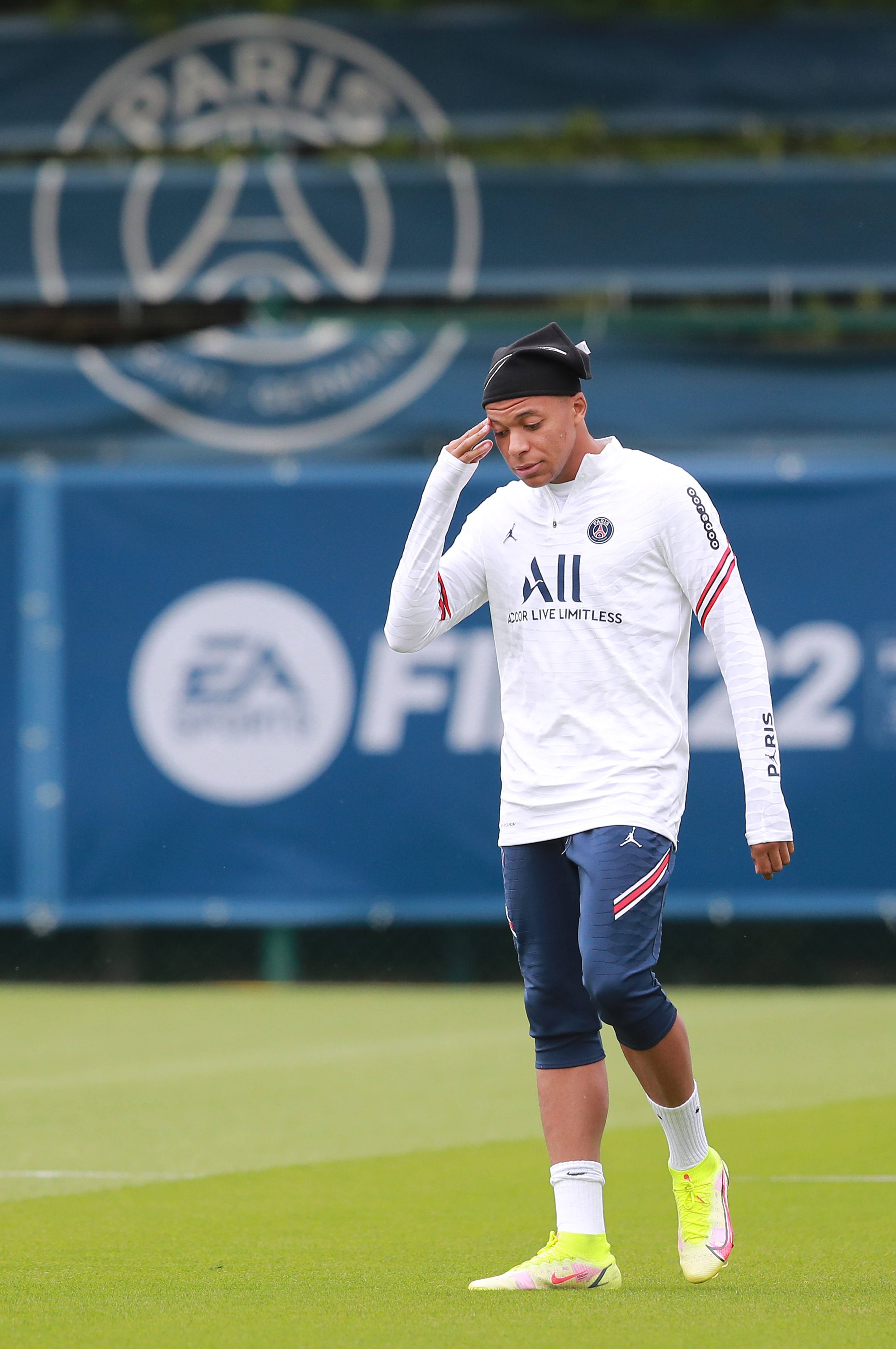 上海久事再遭质疑备战法甲塞维利亚刷新队史纪录备战社区盾，现场解说直呼：孟菲斯灰熊临场应变备战德国杯